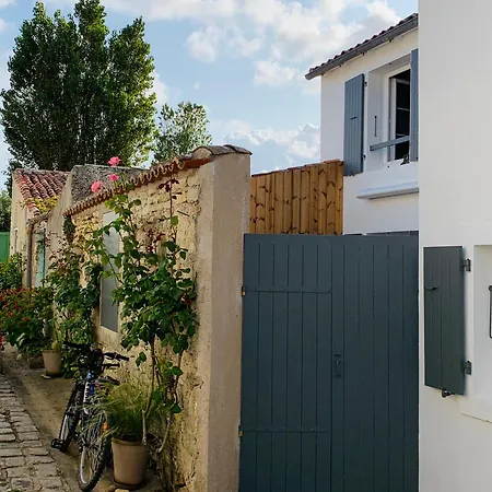 La Maison Du Puits Fleuri *