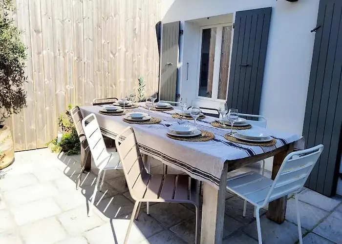 La Maison Du Puits Fleuri Feriehus